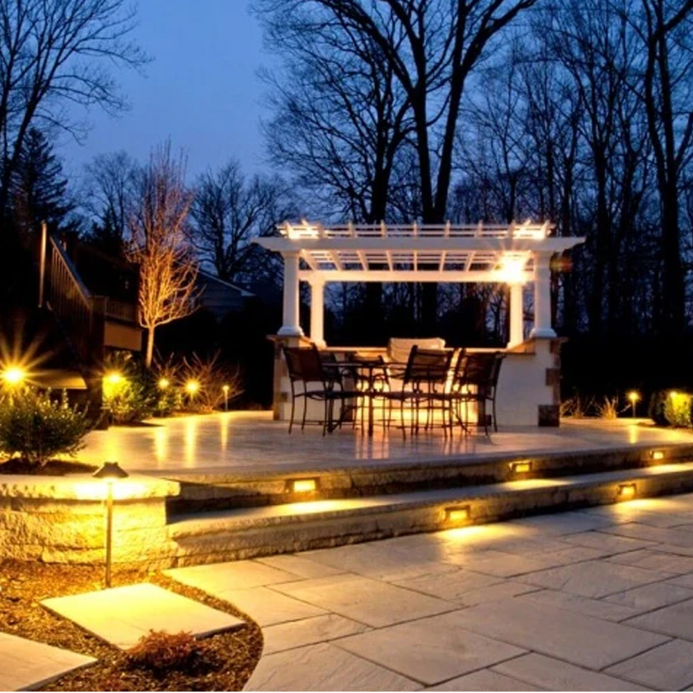 Pro Light Club Brass Medium Shaded Path Light
